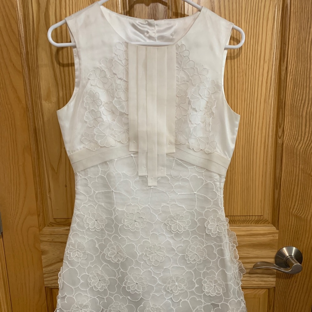 Roberto Cavelli White Lace Sleeveless Dress